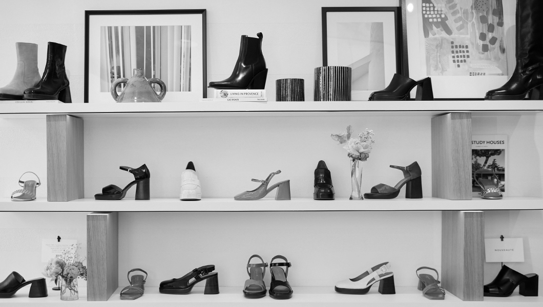 The concept of our boutiques has been carefully crafted by the designer Mika Violetta.