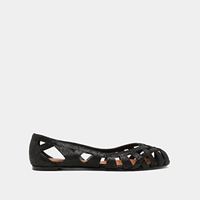 Cut-out ballet flats black