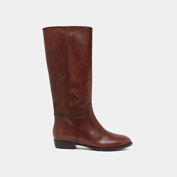 Flat boots in cognac patinated leather | 1137