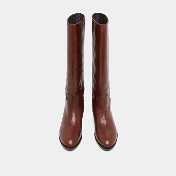 Flat boots in cognac patinated leather | 1137