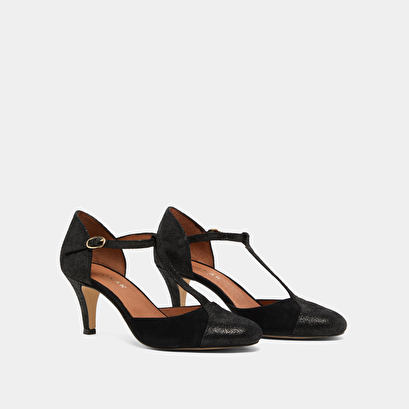 T-bar shoes in black velvet | 10714