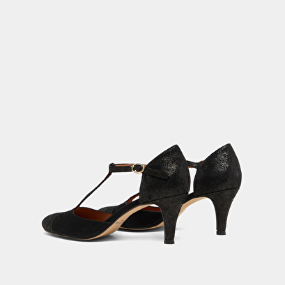 T-bar shoes in black velvet | 10714