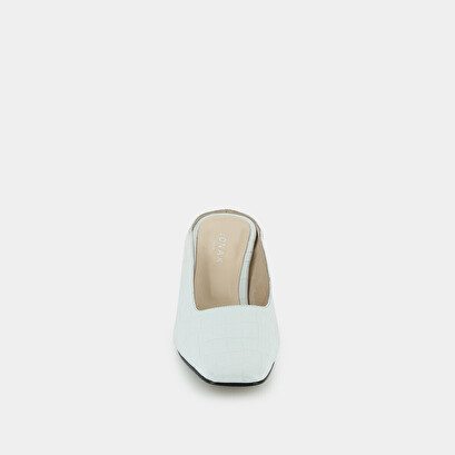 Mules with slanted heel in white crocodile skin | djohan