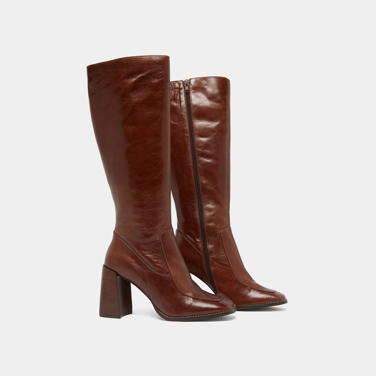 High boots with square toes in brown leather | VAUBANE