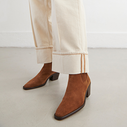 Heeled boots with gathers in brown suede | birman