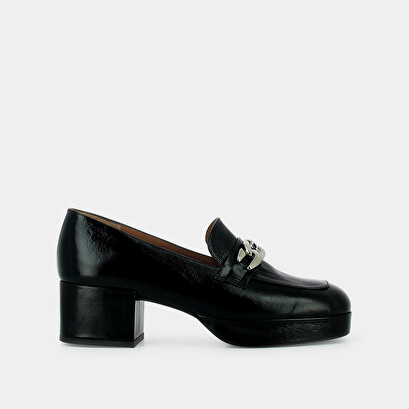 Moccasins with heels black