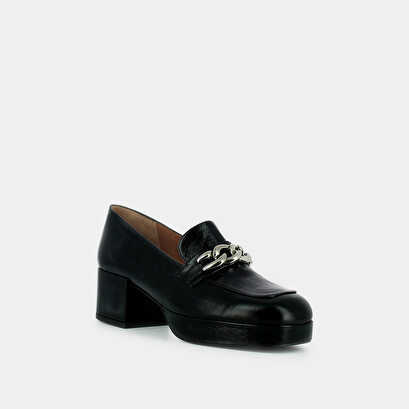 Moccasins with heels black