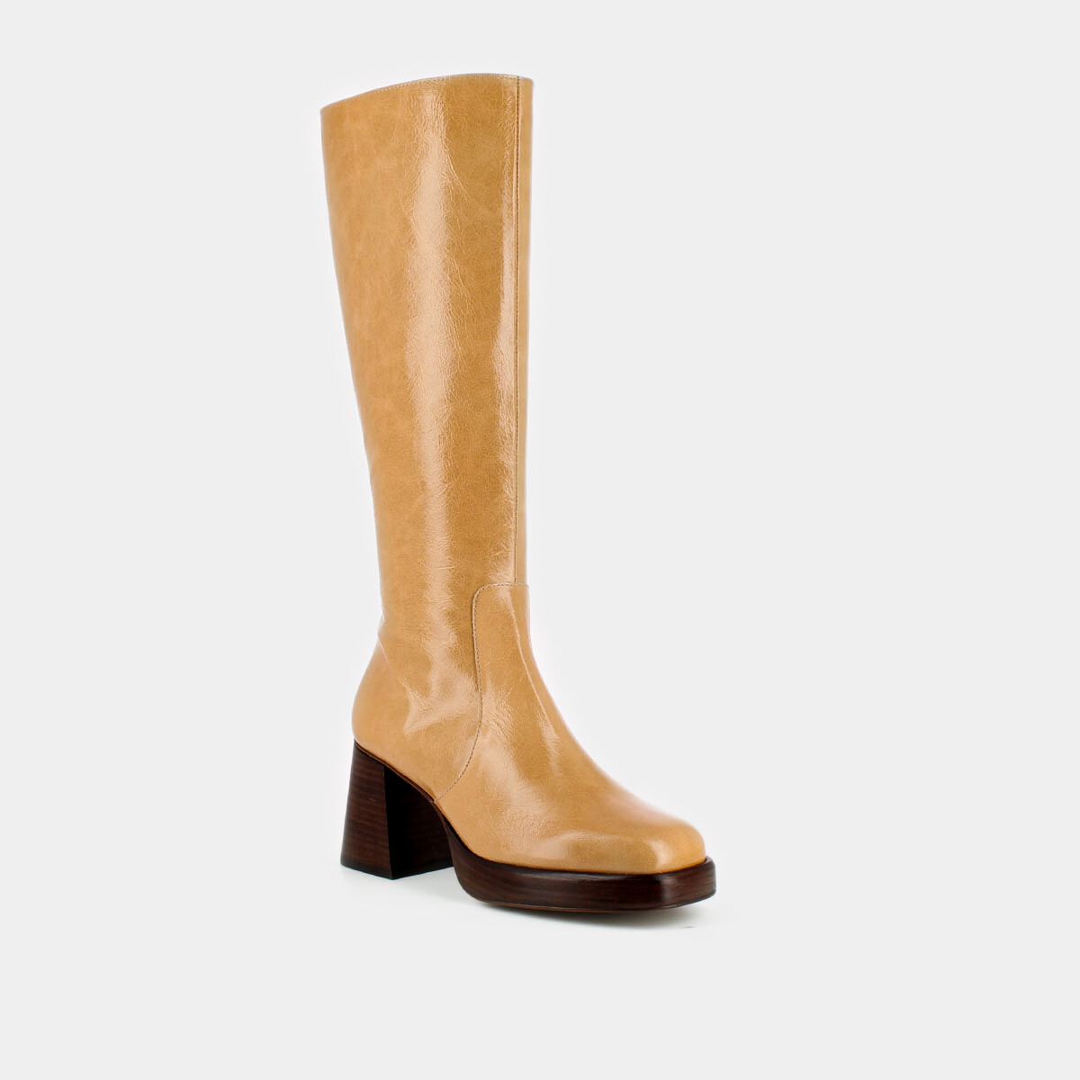 Platform boots in aged camel leather | BETINA