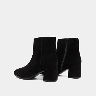 Boots &agrave; talons in black suede | annick