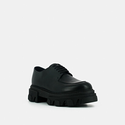 Richelieu with toothed platform in black leather | demer