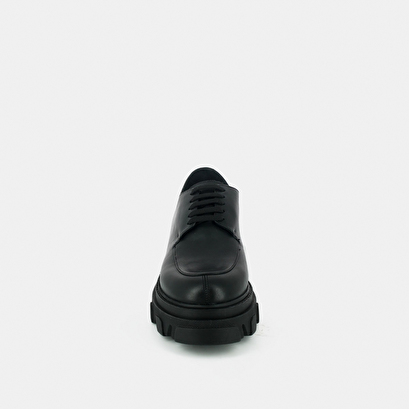Richelieu with toothed platform in black leather | demer