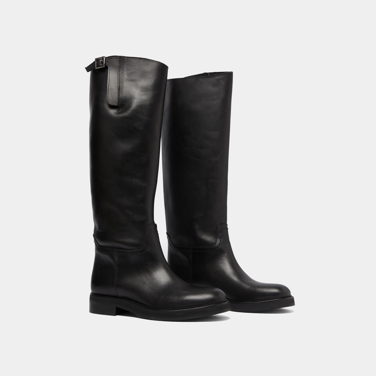 Riding boots in black leather | READY