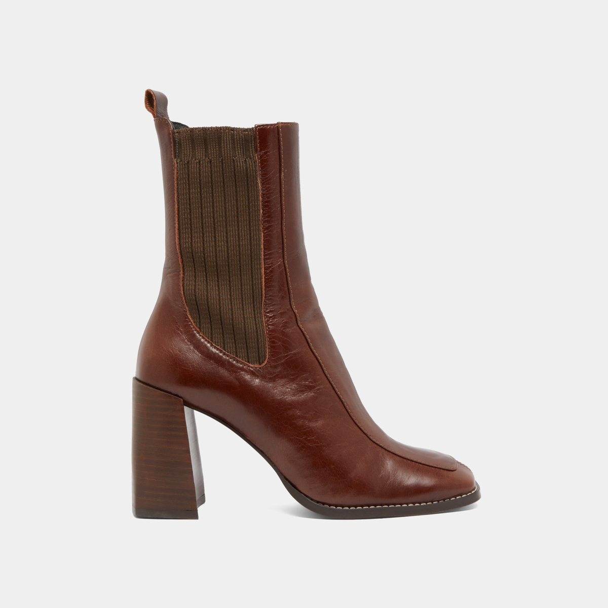 Heeled boots in brown leather | VANTI