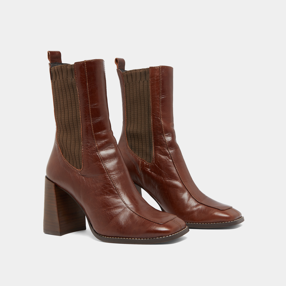 Heeled boots in brown leather | VANTI