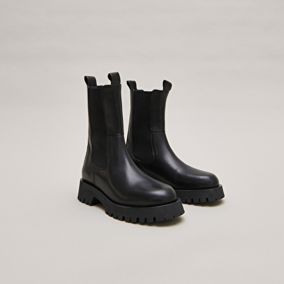 Platform boots in black leather | ridle