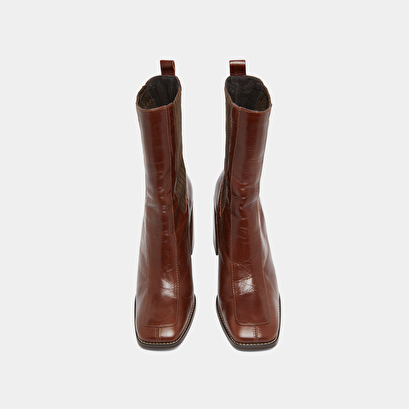 Heeled boots in brown leather | vanti
