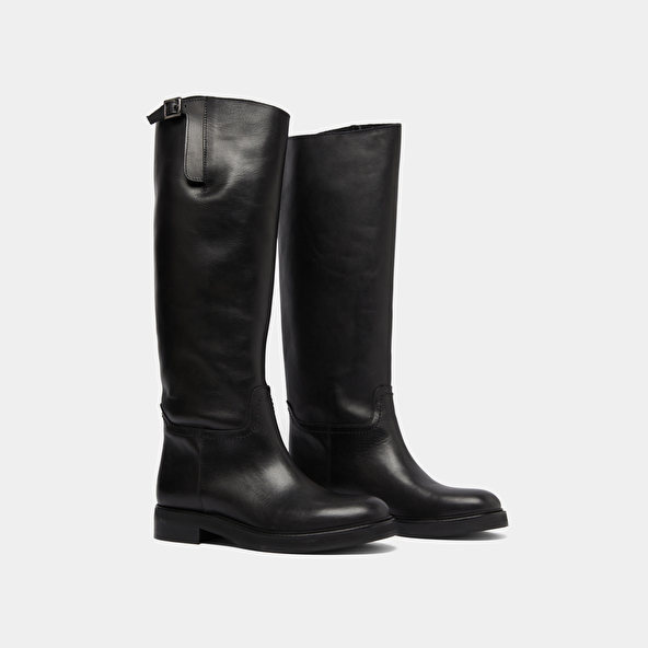 Riding boots in black leather | READY