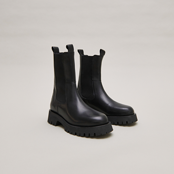 Platform boots in black leather | RIDLE