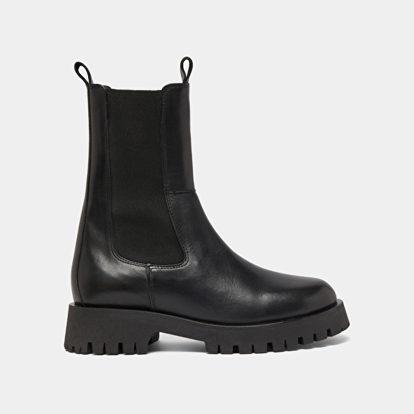 Platform boots in black leather | RIDLE