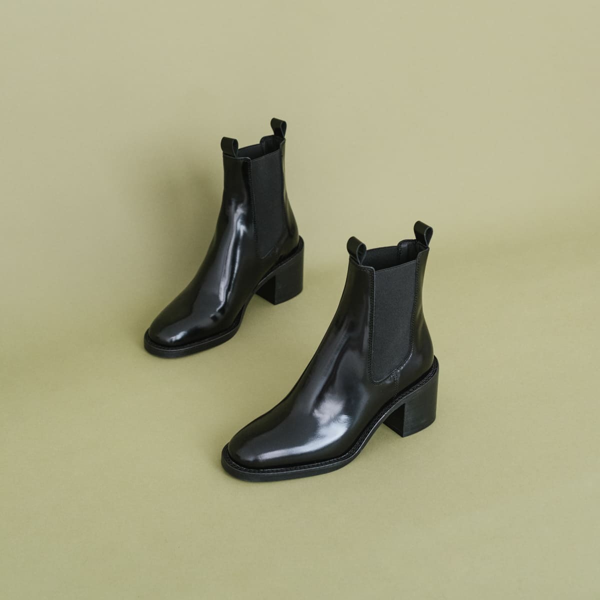 Bottines à talons in black leather | BERTILLE
