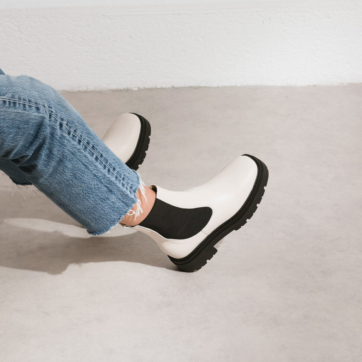 Platform lowboots in ecru leather | PICUS