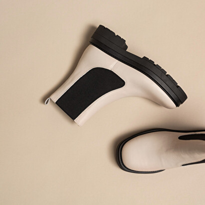 Platform lowboots ecru