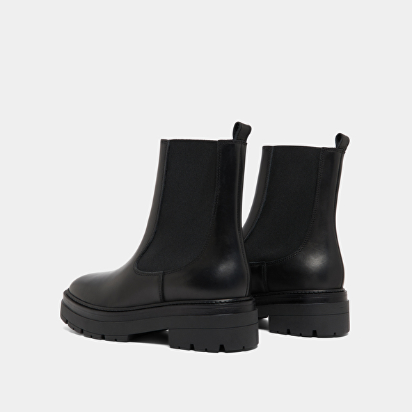 Platform lowboots in black leather | PICUS