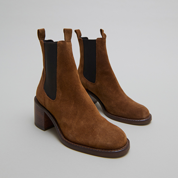 Bottines à talons in cognac suede | BERTILLE