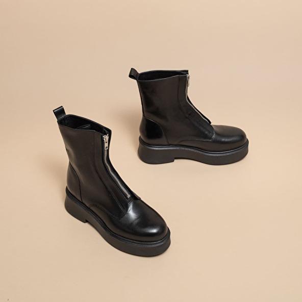 Zipped boots with platform in black leather | ALBERT