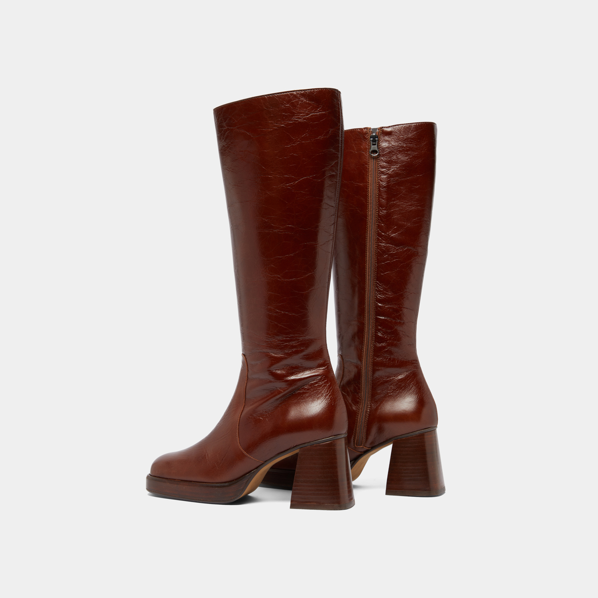 Platform boots in distressed brown leather | BETINA