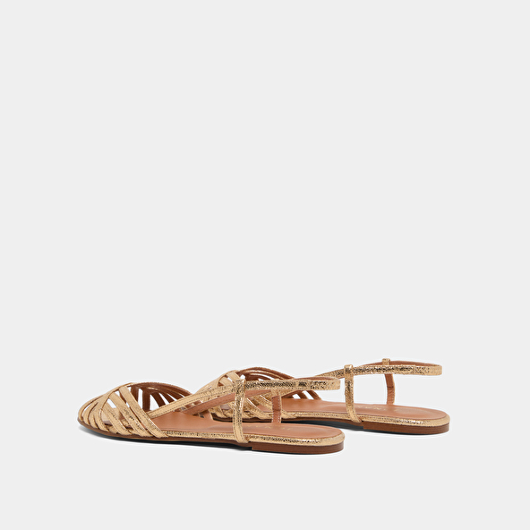 Open toe flat sandals in dark gold cracked leather | DELUCK