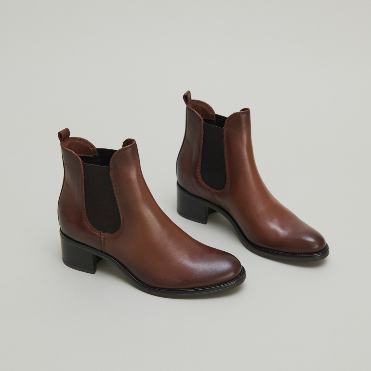 Heeled lowboots in cognac patinated leather | CALCUTTO