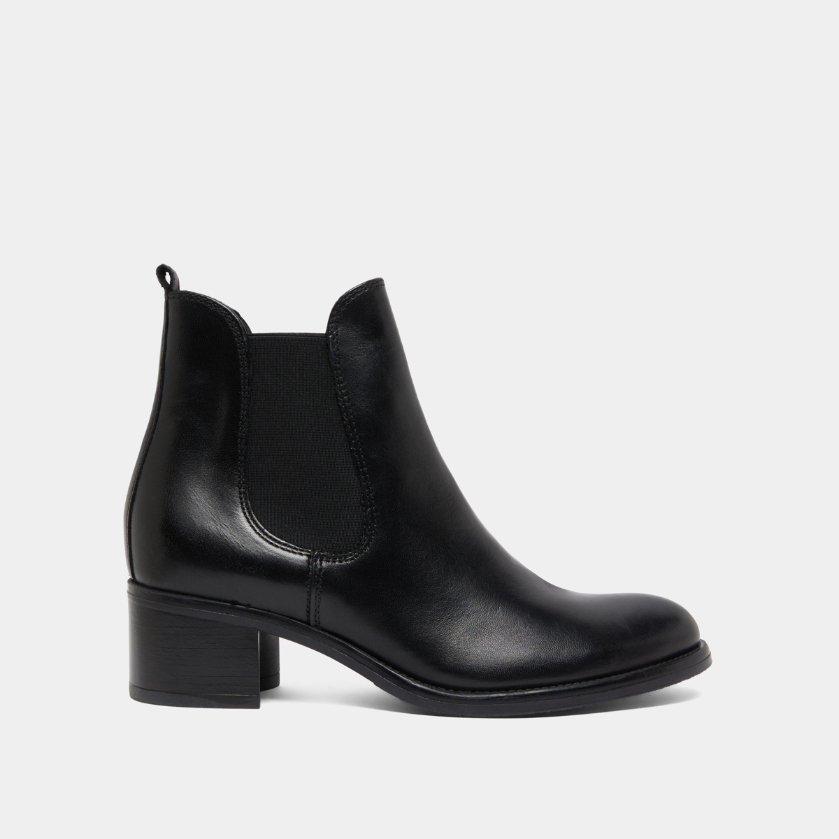 Heeled lowboots in black leather | CALCUTTO