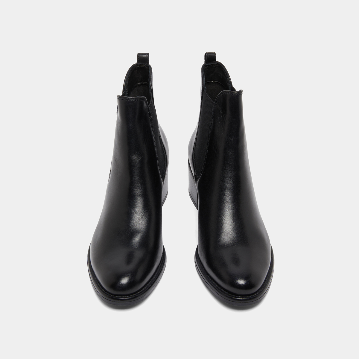 Heeled lowboots in black leather | CALCUTTO