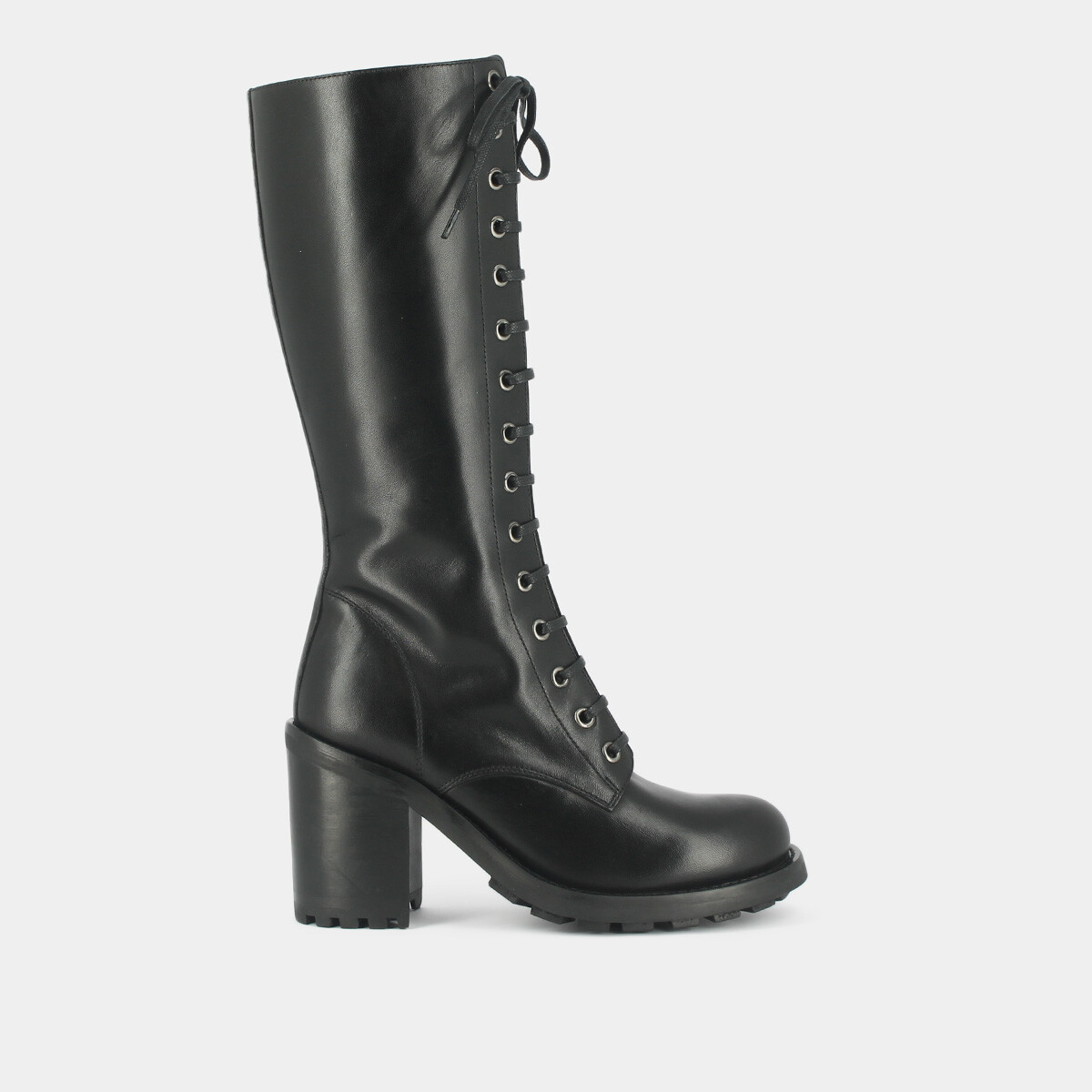 Boots with heels and lacing in black leather | DELLY