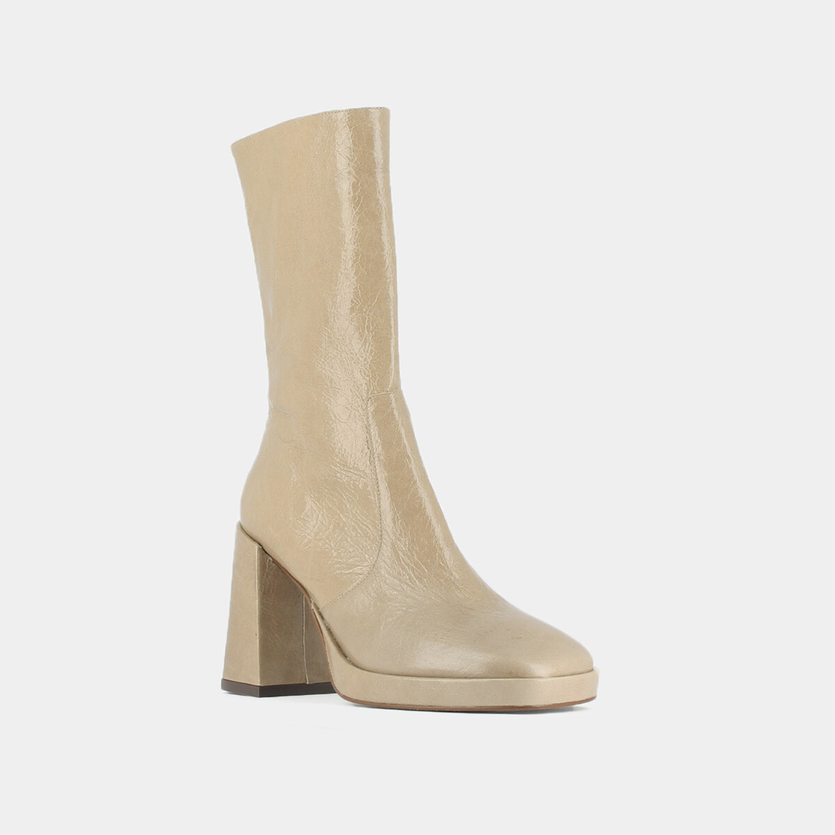 Heeled boots in beige shiny leather | DETH