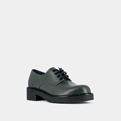 Derbies with laces and thick sole in anthracite glazed leather | didon