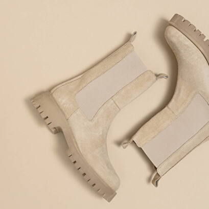 Platform boots beige