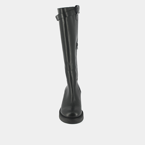 Heeled boots with silver detail in black greased leather | ACIA