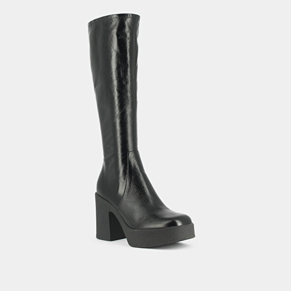 Platform boots in black aged leather | DRICIA