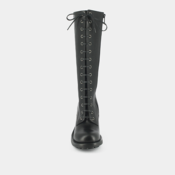 Boots with heels and lacing in black leather | DELLY