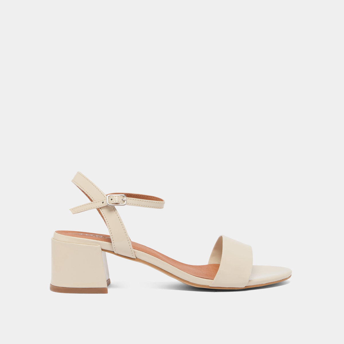 Square heel sandals in ecru patent | ANKER