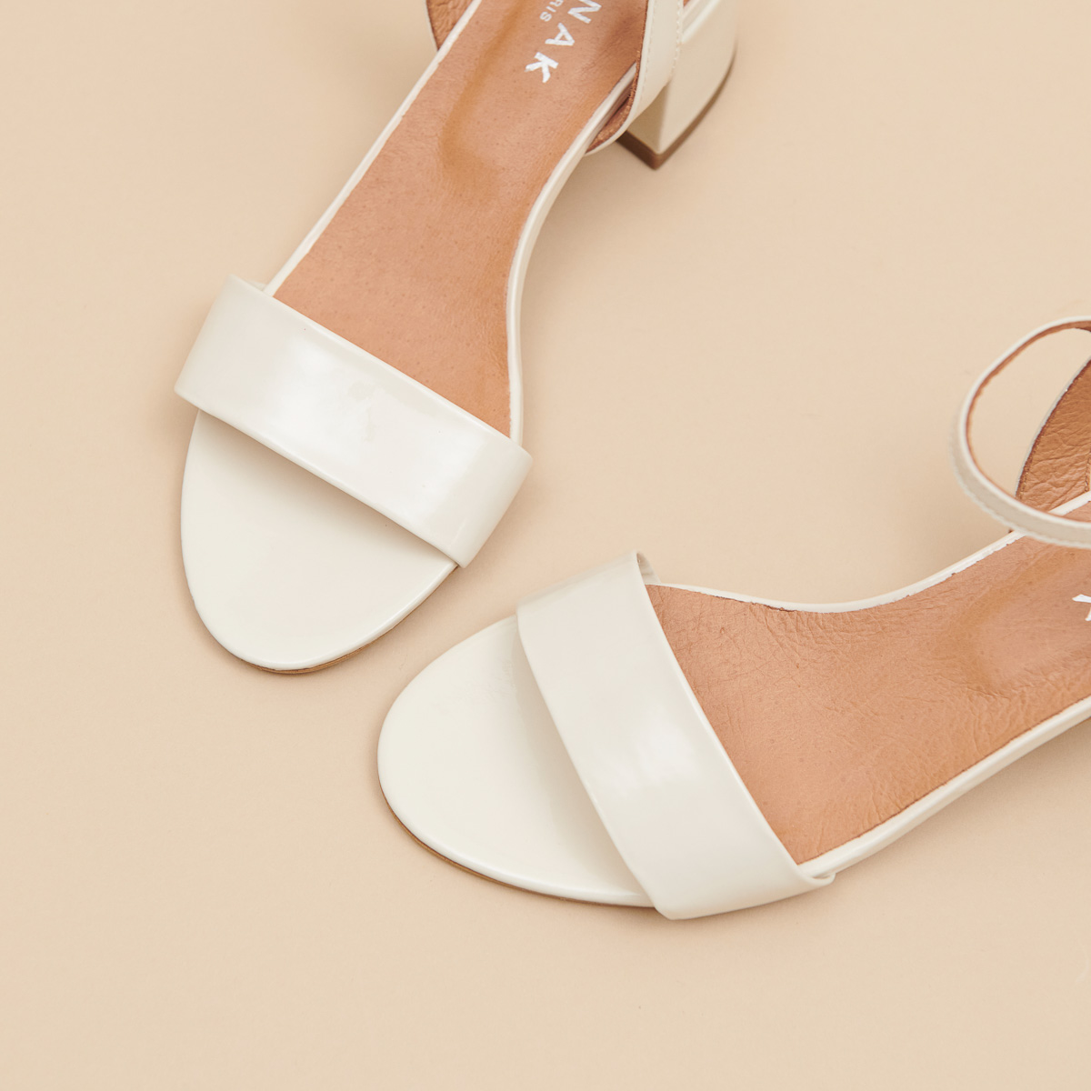 Square heel sandals in ecru patent | ANKER