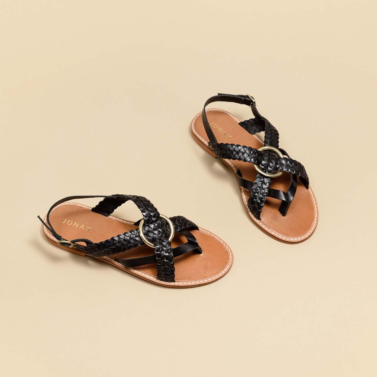 Woven flat sandals in black leather | WOOD