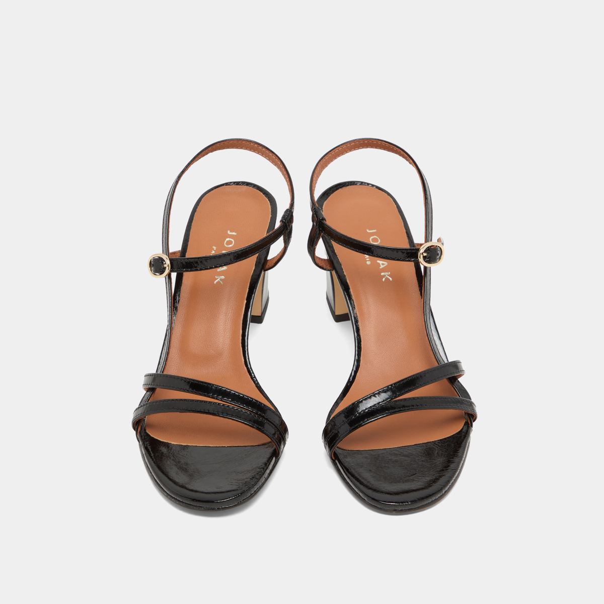 Sandals with heels and straps in black shiny leather | VICOMTE
