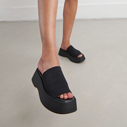 Open toe mules in black textile | EDDY