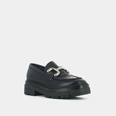 Moccasins with notched soles and silver bits black