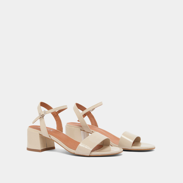 Square heel sandals in ecru patent | ANKER