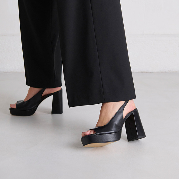 Square toe pumps with high heels in black leather | VLAD