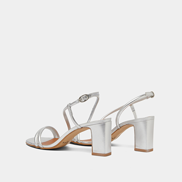 Sandals with heels and straps in silver metallic leather | VICENTE